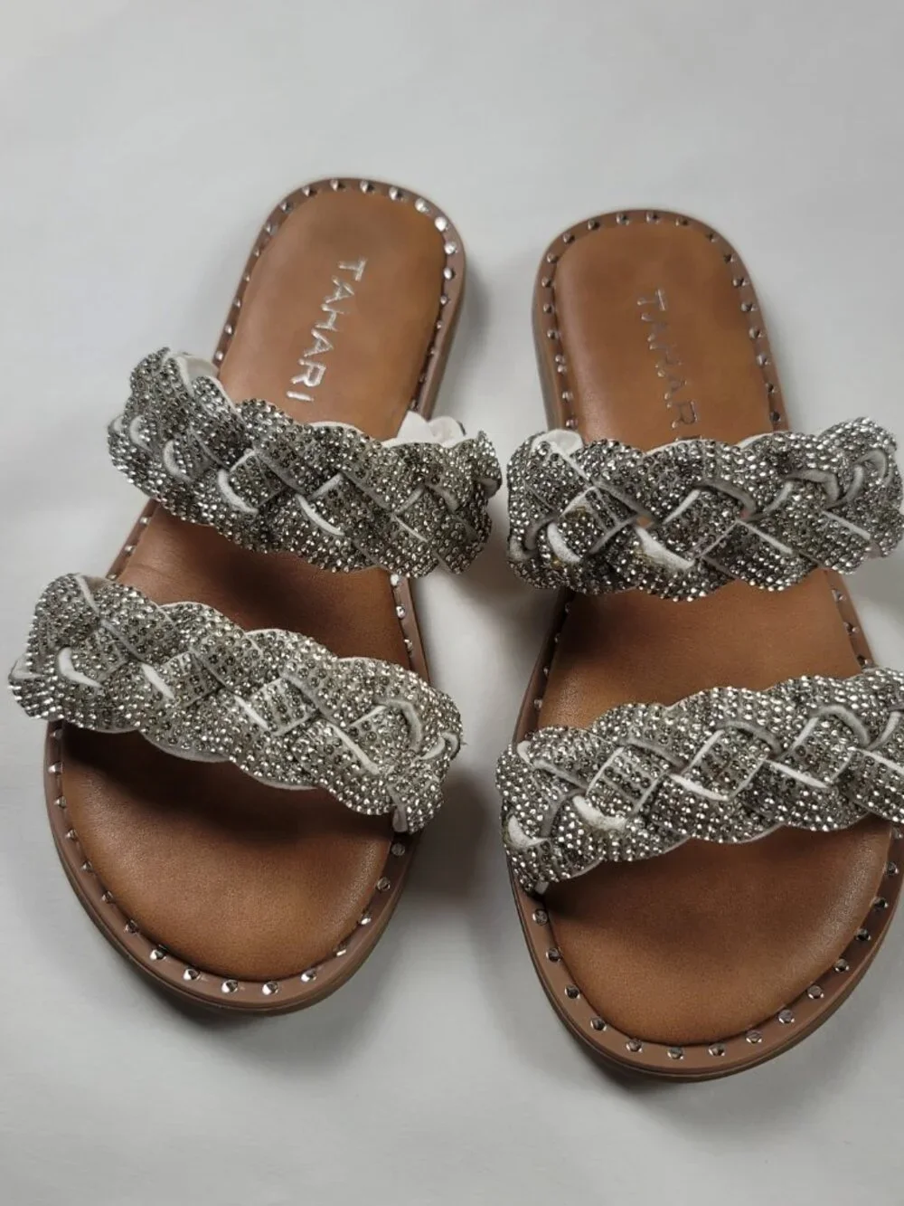 Tahari Rhinestone Braided Slide Sandals Girls Size 2 Tan Sparkly Dress Sandals